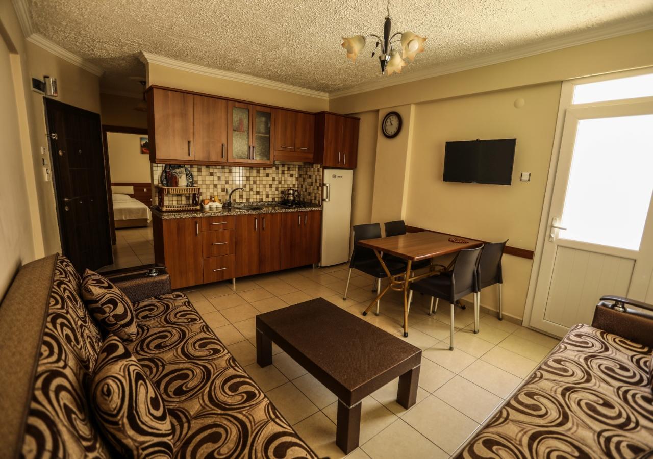 Sari Konak Apart Otel Erdemli Екстериор снимка